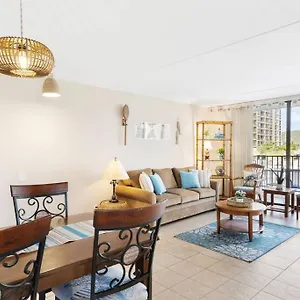  Apartment Punawai @waikiki Banyan United States