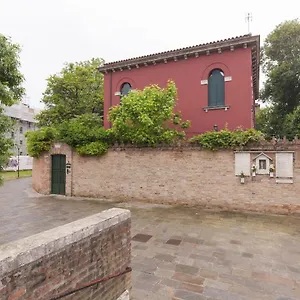 Apartment Santa Marta By Halldis, Venice
